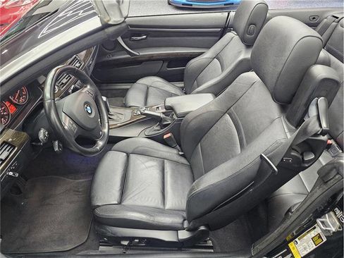 Used 2013 BMW 328i Convertible image 11
