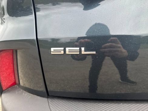 Certified 2022 Ford Escape SEL AWD/4WD image 39