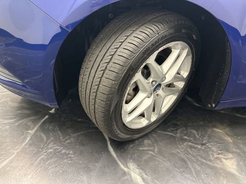 Used 2013 Ford Fusion SE FWD image 28