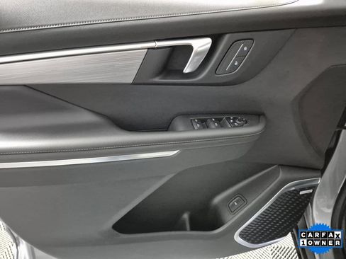 Certified 2025 Buick Enclave Preferred image 13