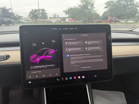 Used 2018 Tesla Model 3 Mid Range RWD image 19