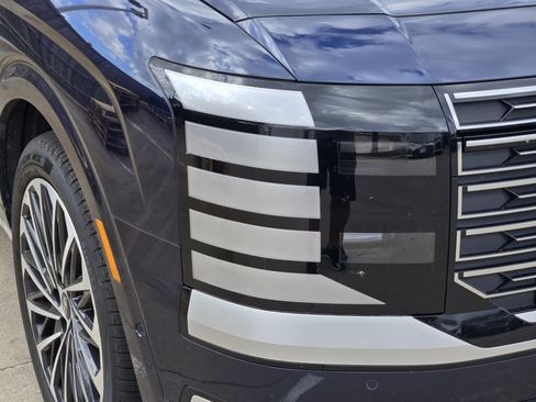 Used 2026 Hyundai Palisade Calligraphy FWD image 9