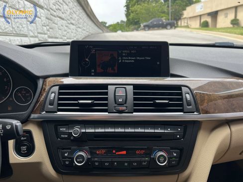 Used 2015 BMW 328i xDrive Sedan AWD/4WD image 29
