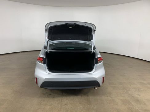 Used 2023 Toyota Corolla LE image 12