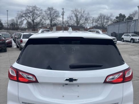 Used 2021 Chevrolet Equinox Premier AWD/4WD image 17