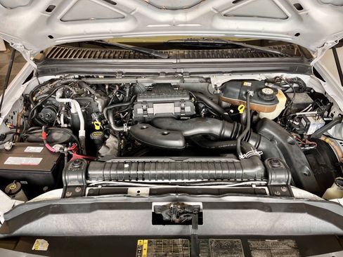 Used 2005 Ford F350 2WD Regular Cab Super Duty image 18