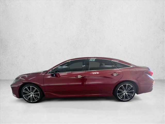 Used 2019 Toyota Avalon Touring FWD image 9