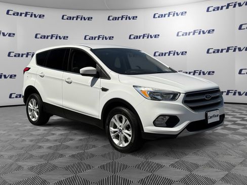 Used 2019 Ford Escape SE AWD/4WD image 8