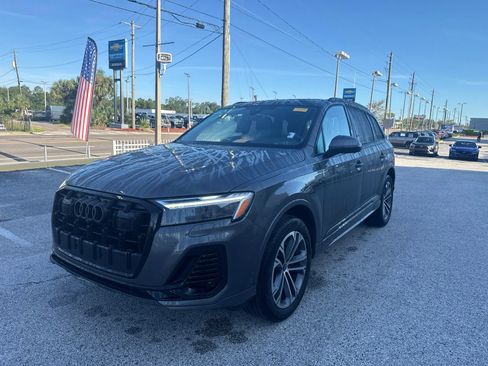 Used 2025 Audi Q7 2.0T Premium Plus AWD/4WD image 3