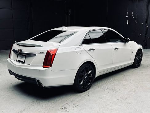 Used 2018 Cadillac CTS Luxury RWD image 7