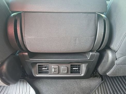 Used 2021 Chevrolet Silverado 1500 RST image 29