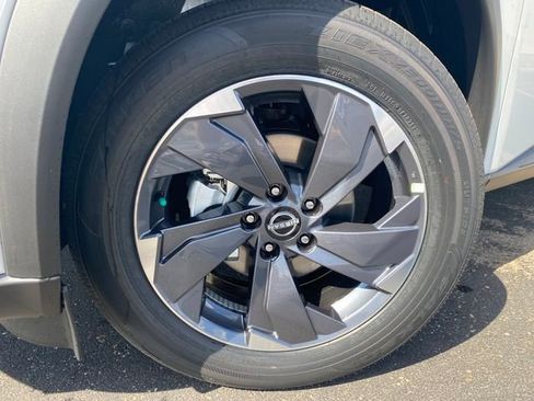 New 2026 Nissan Rogue SV w/ SV Premium Package image 10