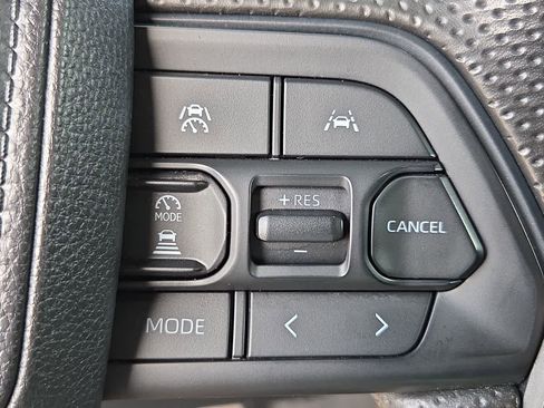 Used 2024 Toyota Tacoma SR image 23