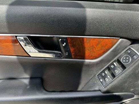 Used 2011 Mercedes-Benz C 300 Sedan image 18