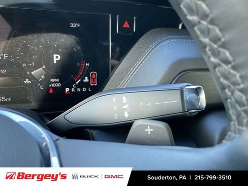 Certified 2025 GMC Yukon XL Denali image 18