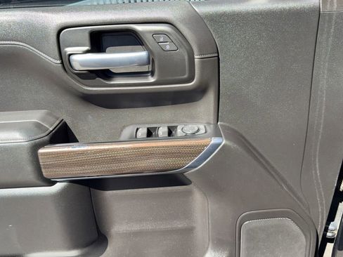 Used 2019 Chevrolet Silverado 1500 LT w/ All-Star Edition image 17