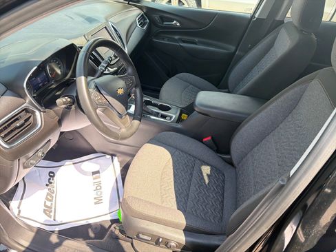 Used 2024 Chevrolet Equinox LT AWD/4WD image 16