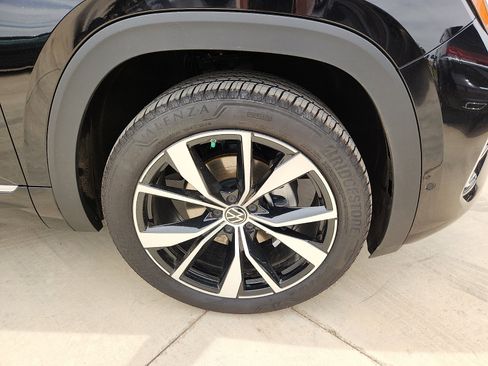 New 2026 Volkswagen Atlas SEL Premium R-Line AWD/4WD image 9