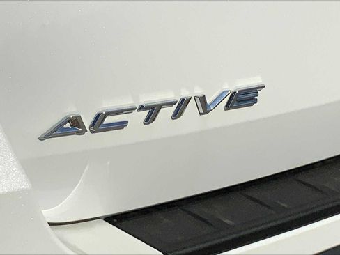 New 2025 Ford Explorer Active image 15