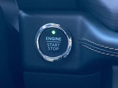 Used 2024 Ford Expedition Platinum image 12