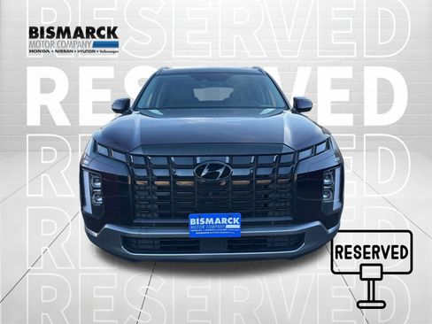 Used 2023 Hyundai Palisade Limited AWD/4WD image 2