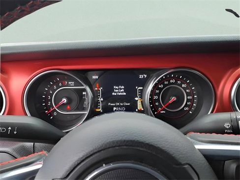 Used 2021 Jeep Wrangler Unlimited Rubicon w/ Xtreme Recon 35" Tire Package image 18