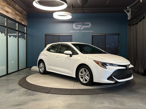 Used 2022 Toyota Corolla SE image 1