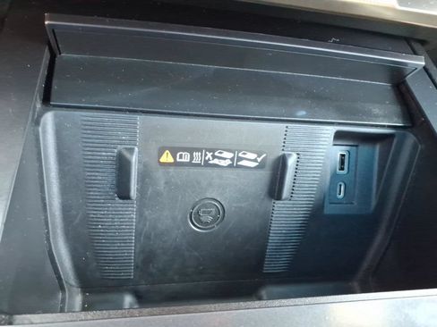 Certified 2024 GMC Hummer EV 3X AWD/4WD image 31
