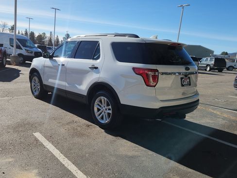 Used 2017 Ford Explorer FWD image 10
