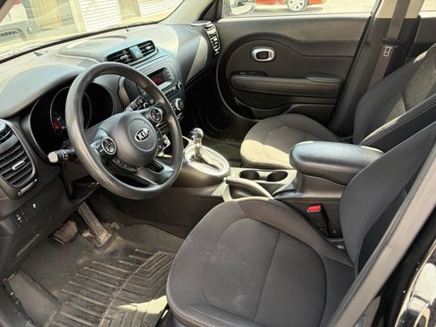 Used 2014 Kia Soul FWD image 10