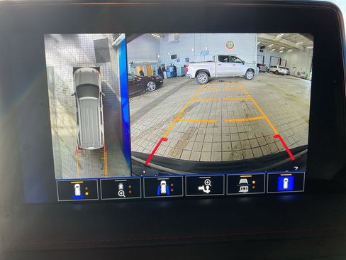 Used 2023 Chevrolet Suburban RST w/ Luxury Package image 3