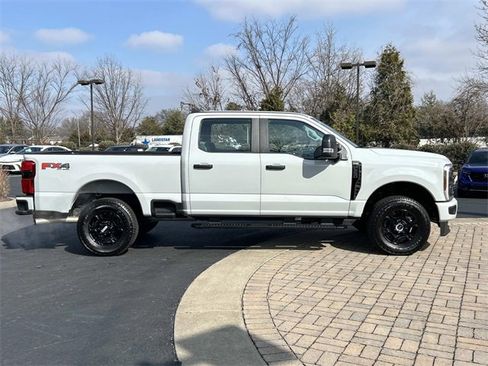 Used 2025 Ford F250 XL w/ STX Appearance Package image 3