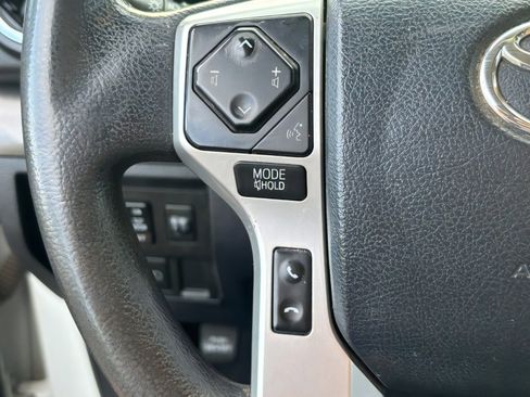 Used 2018 Toyota Tundra SR5 image 13