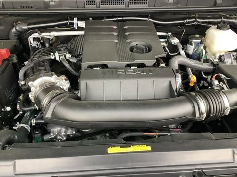 New 2026 Nissan Frontier PRO-4X w/ Pro Premium Package AWD/4WD image 9