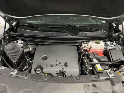 Certified 2023 Chevrolet Traverse Premier w/ LPO, Floor Liner Package image 30