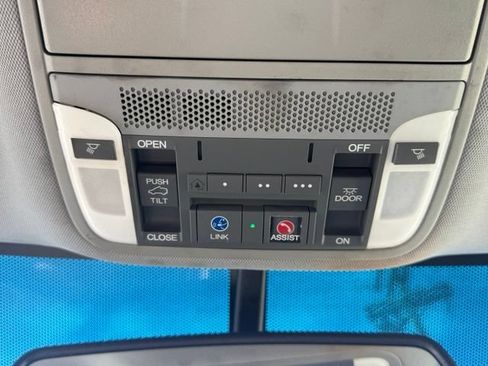 Used 2018 Acura RDX AWD w/ Technology Package image 31