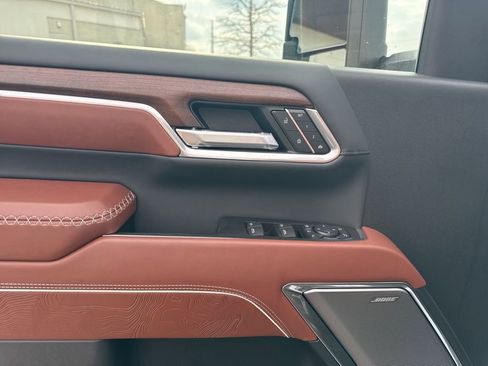 New 2026 GMC Sierra 2500 Denali Ultimate w/ Max Trailering Package image 14