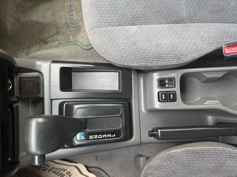 Used 2001 Honda Passport EX image 26