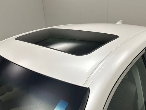 Used 2019 Lexus ES 300h 300h image 12