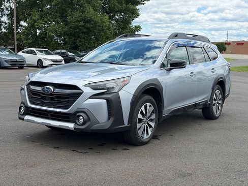 Used 2024 Subaru Outback Limited XT w/ Popular Package #2 AWD/4WD image 2