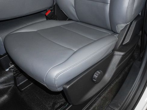 New 2026 Ford F350 XL w/ XL Chrome Package image 24