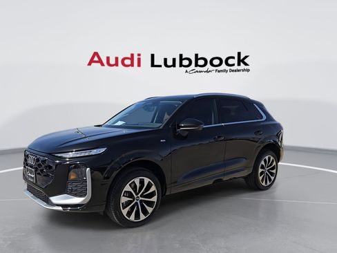 New 2026 Audi Q3 quattro 2.0T image 4