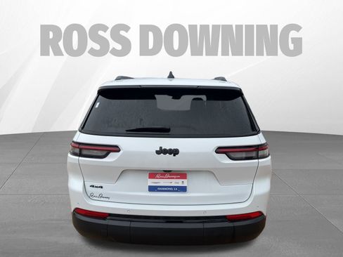 Used 2024 Jeep Grand Cherokee L Altitude image 6