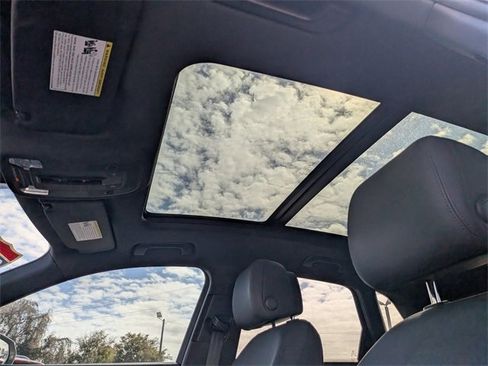 Used 2020 Audi Q3 2.0T Premium Plus w/ Premium Plus Package image 22