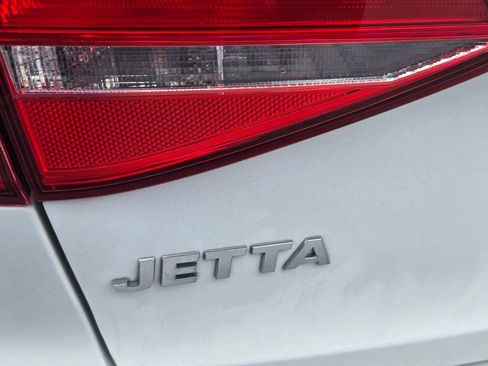 Used 2015 Volkswagen Jetta S FWD image 11