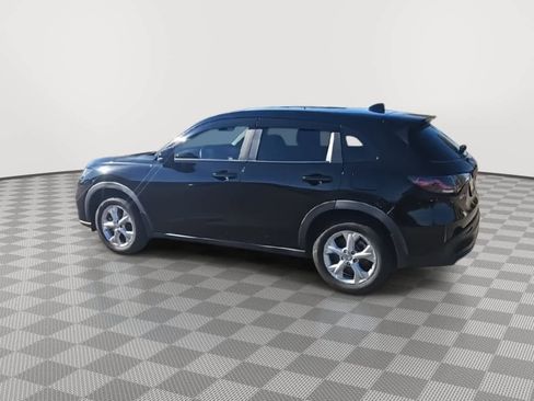 Used 2023 Honda HR-V LX image 6