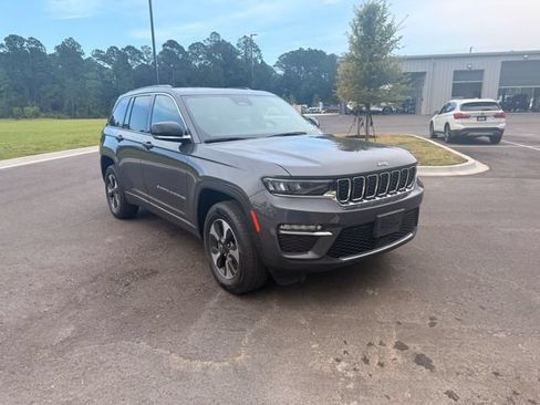 Used 2024 Jeep Grand Cherokee Limited 4xe AWD/4WD image 4