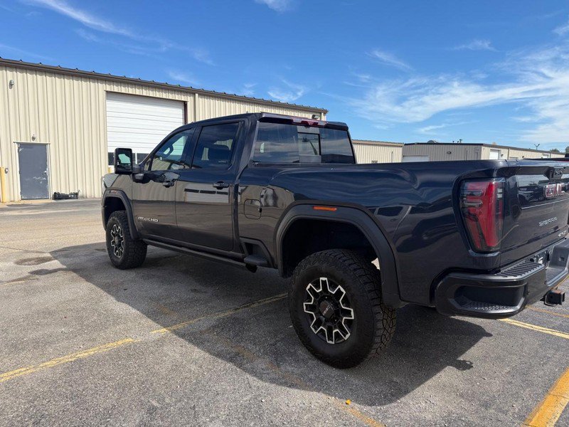 Used 2024 GMC Sierra 2500 AT4X AWD/4WD image 5