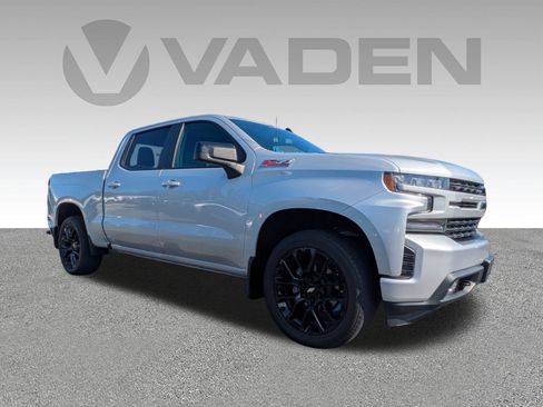 Used 2022 Chevrolet Silverado 1500 RST image 3