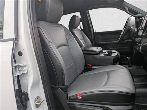 Used 2024 RAM 3500 Tradesman w/ Safety Group image 18